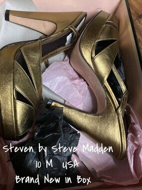 Steven by Steve Madden Bronze Metallic Sandal Heel Size 10 US New in Box